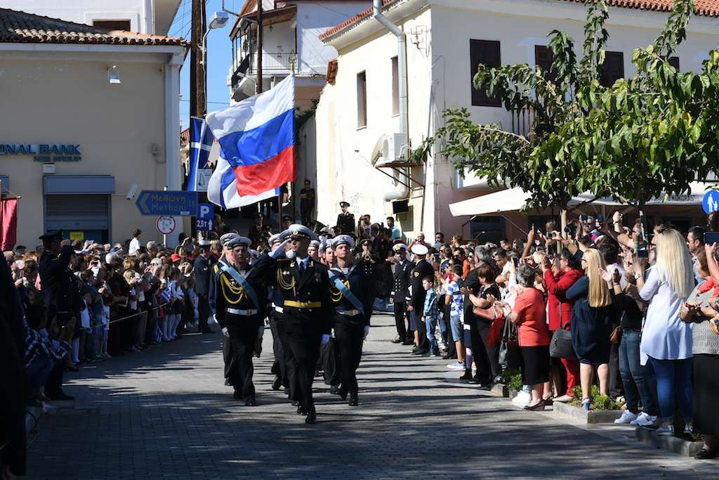 Οι ΗΠΑ διέρρηξαν οριστικά τις ελληνορωσικές σχέσεις – «Πάρτε τους τα όπλα, μην εκτελέσετε κανονιοβολισμούς»